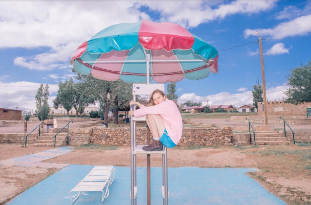 Julia Jacklin shares new single 'Pressure To Party'