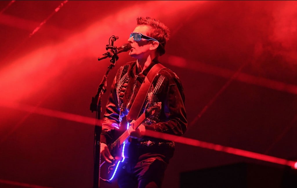 Watch Muse kick off their ‘Simulation Theory’ tour