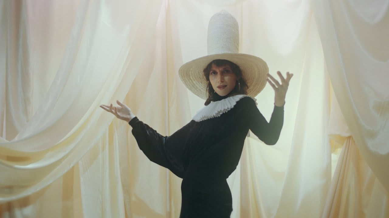 Aldous Harding announces her new album with the brilliant new song 'The Barrel'