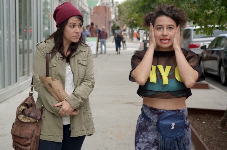 ‘Broad City’ are auctioning props and wardrobe to raise money for charity