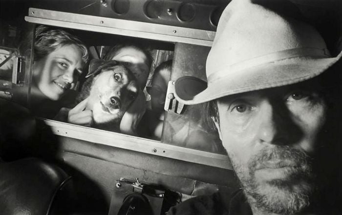 Photographer captures 30 years of driving a taxi in New York's nightlife