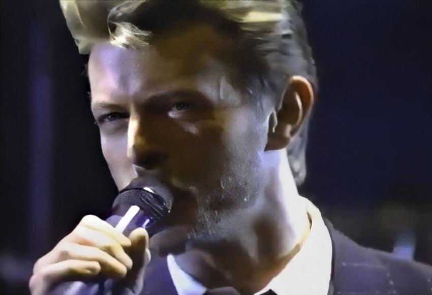 David Bowie's Tin Machine performing 'Heaven's Here' 1989
