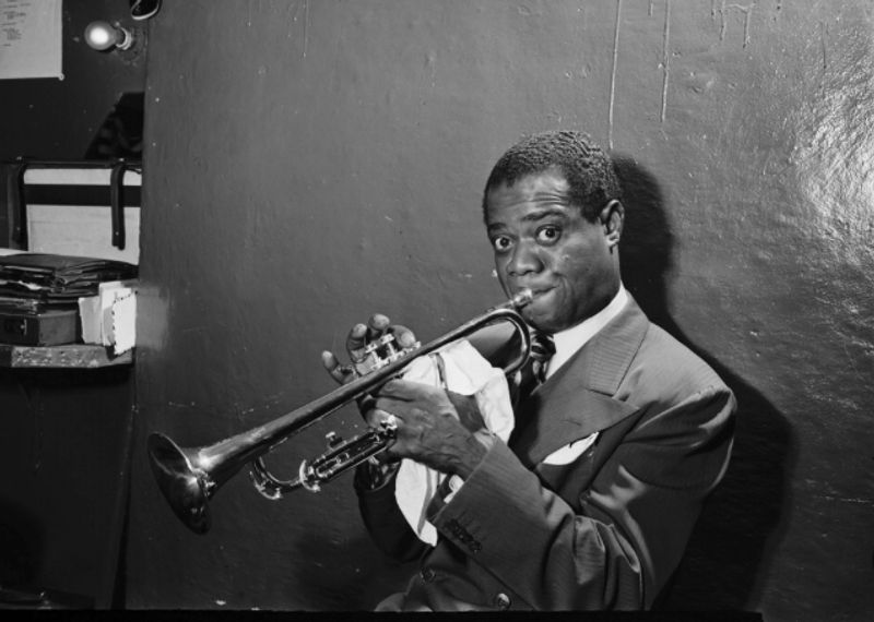 Jazz journalist finds rare footage of 14-year-old Louis Armstrong
