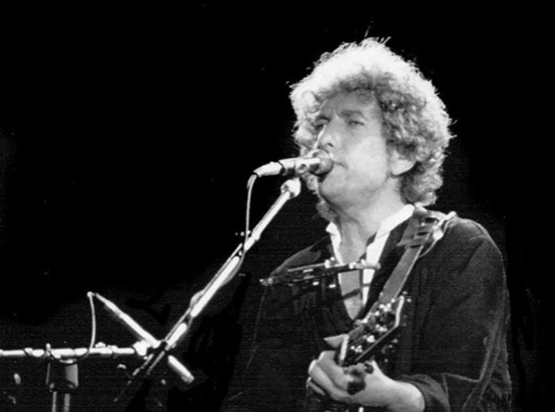 Bob Dylan announces new tour dates
