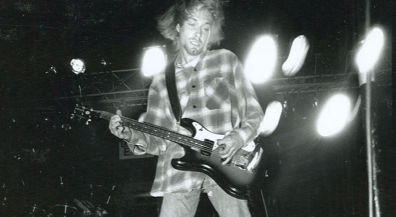 Kurt Cobain stops sexual assault during a Nirvana gig, 1993