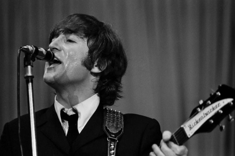 The Beatles - John Lennon - Paris 1965