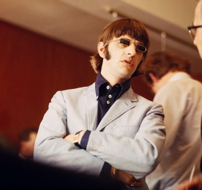 The Beatles - Ringo Starr posing on London, 1966