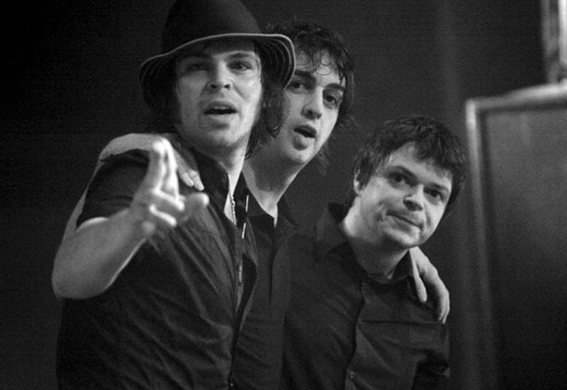 Supergrass reform to play Glastonbury’s Pilton Party