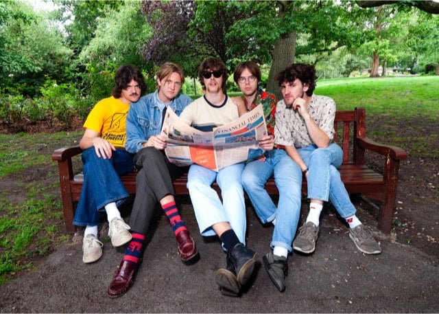FEET share new video for 'Dog Walking'