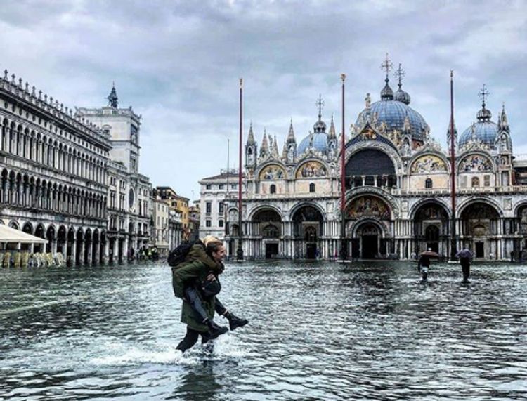 Venice in a state of emergency as mayor blames climate change for devastating floods