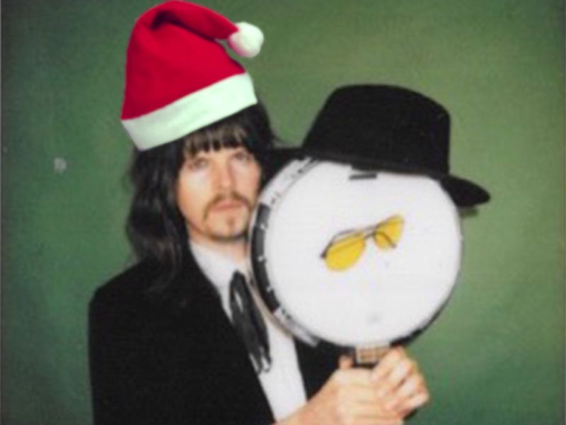 Brighton artist Nancy shares deranged Christmas song 'The World's About To Blow'