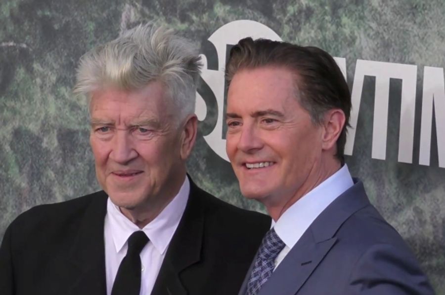 Kyle MacLachlan, more commonly known as Agent Dale Cooper for his role in Twin Peaks, has detailed the first-ever pep talk given to him by David Ly...
