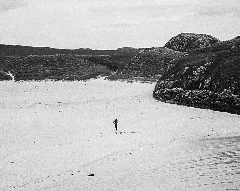 Idlewild's Roddy Woomble announced new EP and shares latest single 'Everyday Sun'