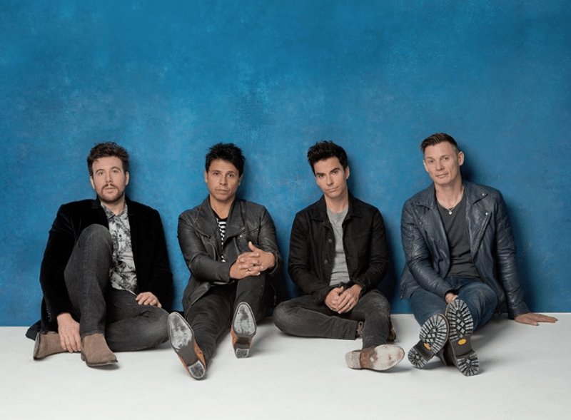 Stereophonics frontman Kelly Jones explains how David Bowie inspired their hit song ‘Dakota’