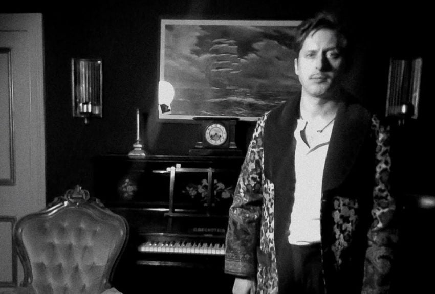 The Libertines frontman Carl Barât launches online series to help people self-isolating