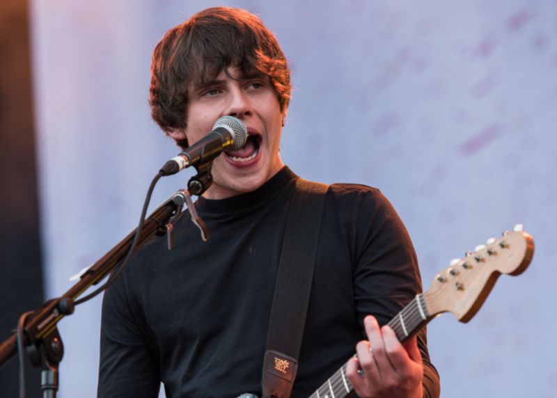 Jake Bugg releases new song ‘Saviours Of The City’