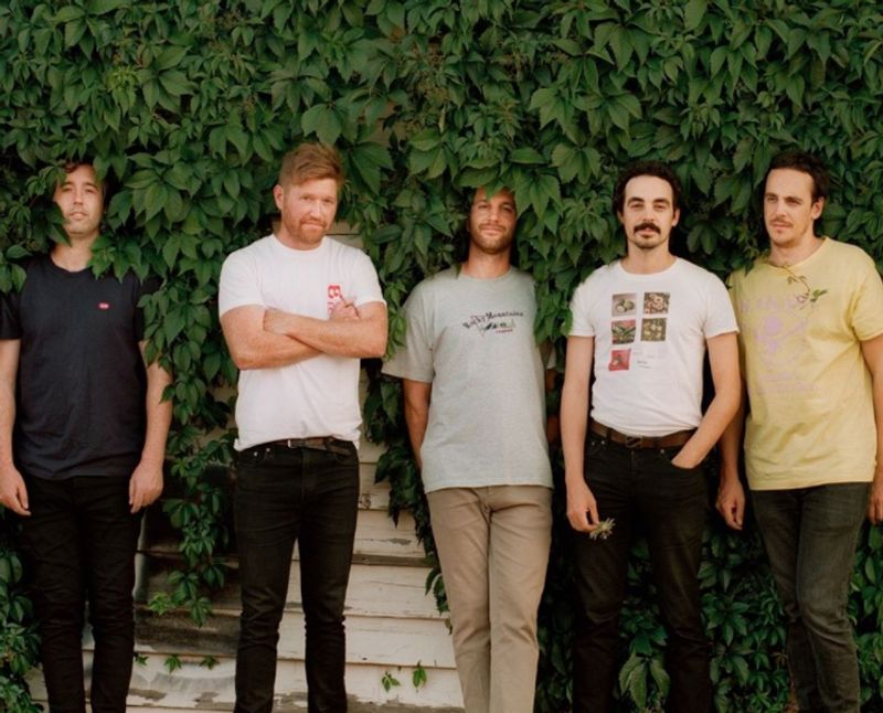 Rolling Blackouts Coastal Fever share new song ‘Falling Thunder’