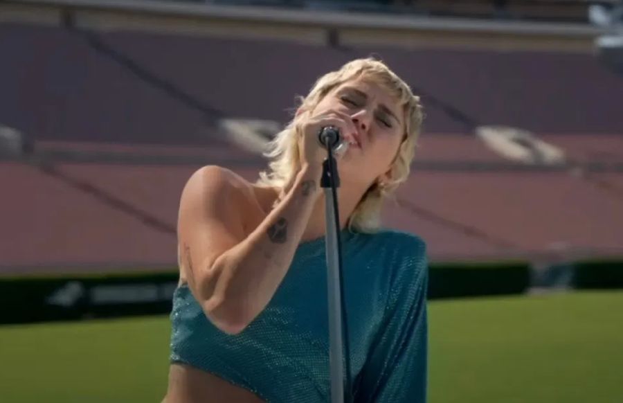 Watch Miley Cyrus cover The Beatles song 'Help!'
