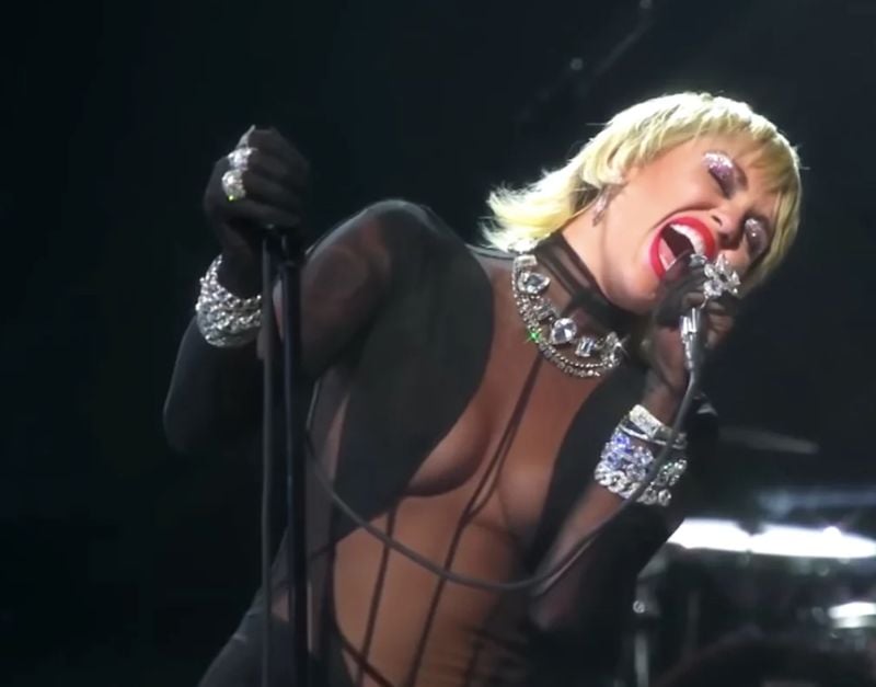 Watch Miley Cyrus cover of Blondie song 'Heart of Glass'