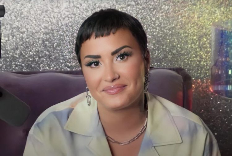 Demi Lovato non-binary