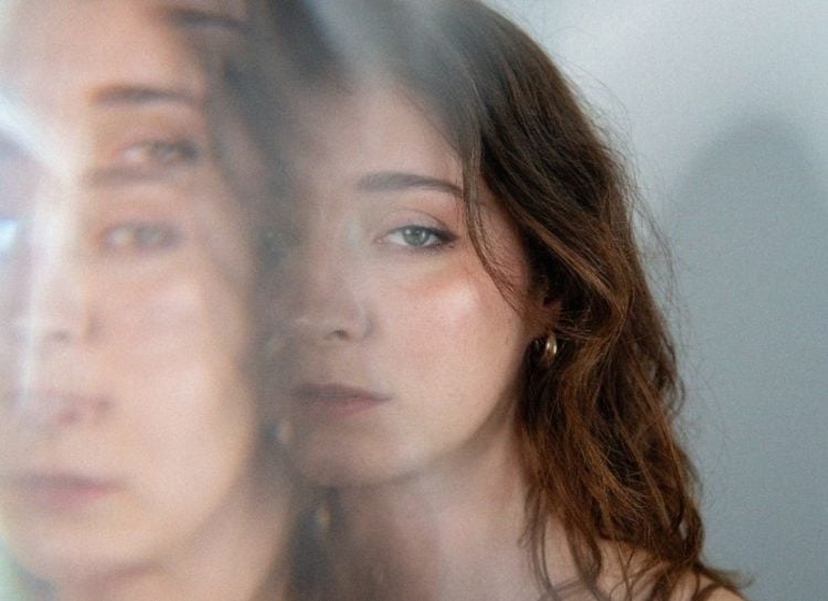 DELPHii shares new single 'Tell Everyone'