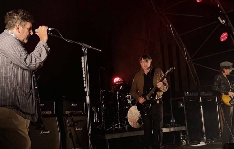 The Libertines and Terry Hall cover The Specials song 'Gangsters'