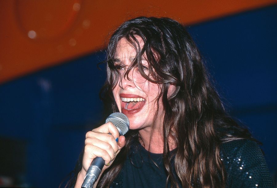 Alanis Morissette makes rape claim in new documentary