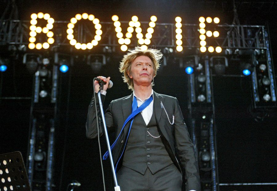David Bowie's five greatest performances of 'Heroes'