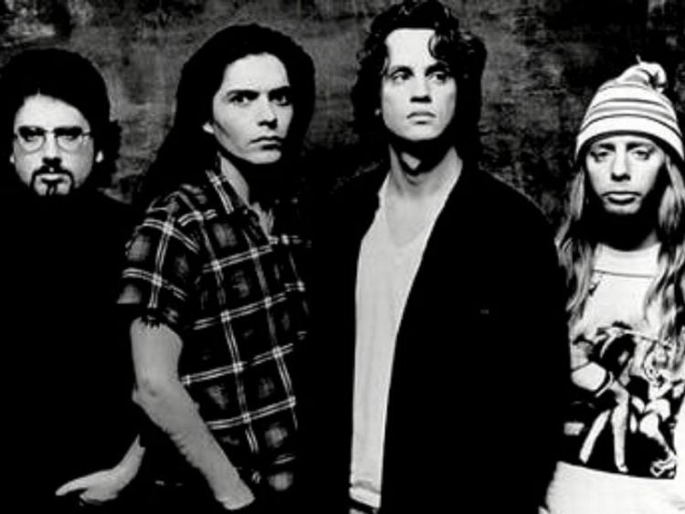 Revisiting the wild Red House Painters cover of Paul McCartney track 'Silly Love Songs'