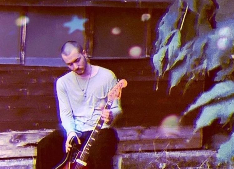 Thom Yorke’s son, Noah, releases his debut single