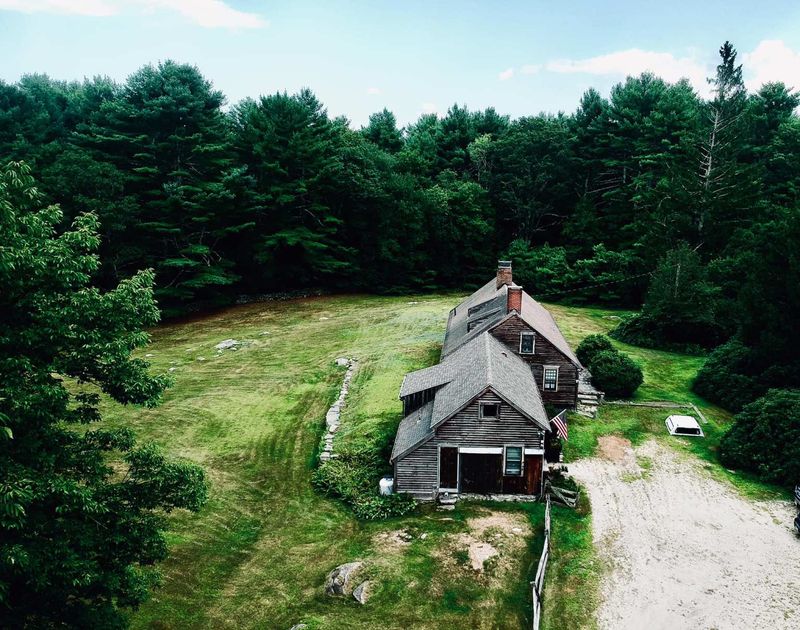 ‘The Conjuring’ house is now on the market in Rhode Island