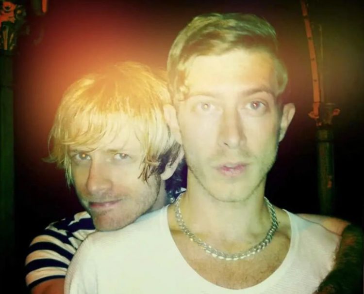 Delays frontman Greg Gilbert has died following cancer battle