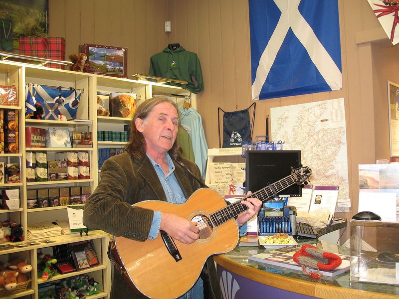 How Dougie Maclean the Scottish anthem 'Caledonia'