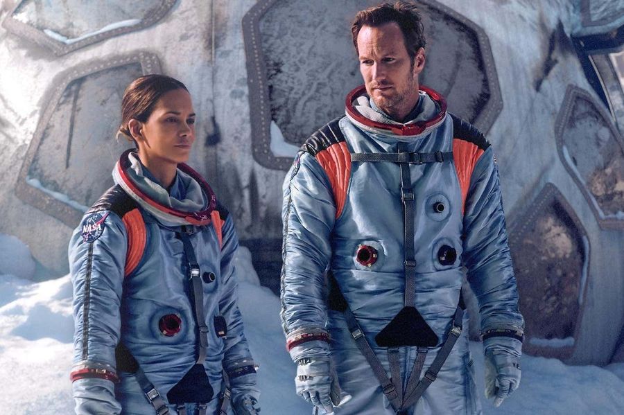 Roland Emmerich film 'Moonfall'