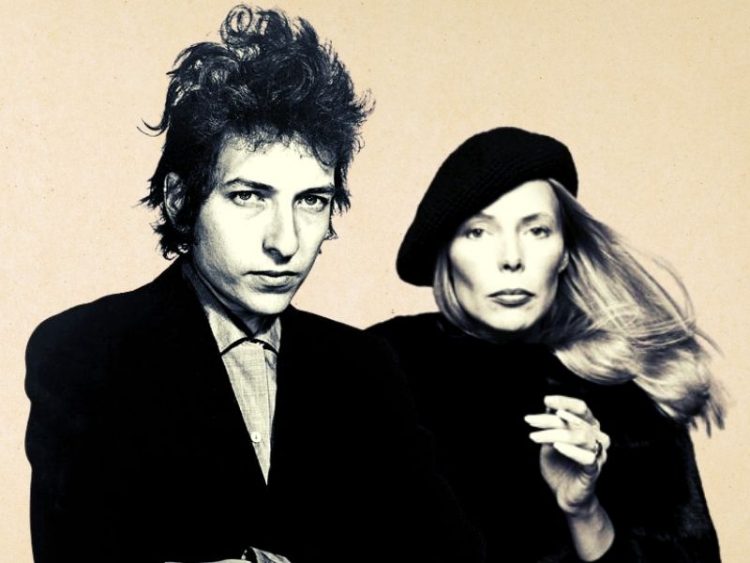 The reason Joni Mitchell hated performing with Bob Dylan