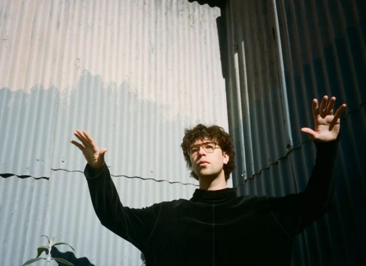 Swim Deep’s Tomi Tomaski releases debut single ‘Pure Air’