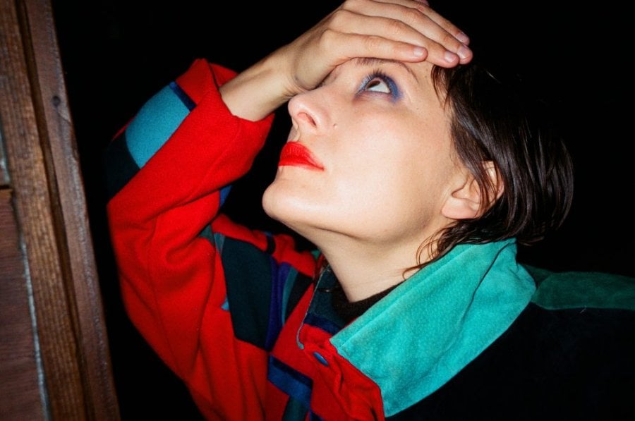 Cate Le Bon drops new single 'Remembering Me'