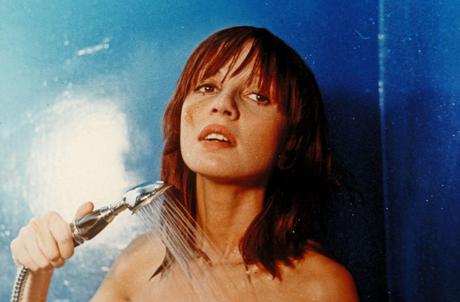 Céline and Julie Go Boating