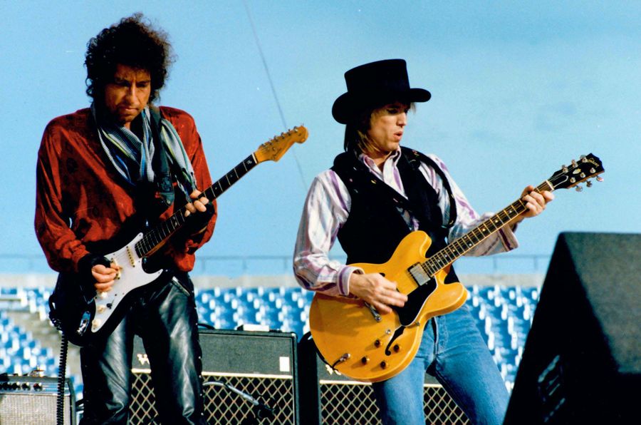BOB DYLAN , TOM PETTY, PERFORMING AT RICH STADIUM BUFFALO,
