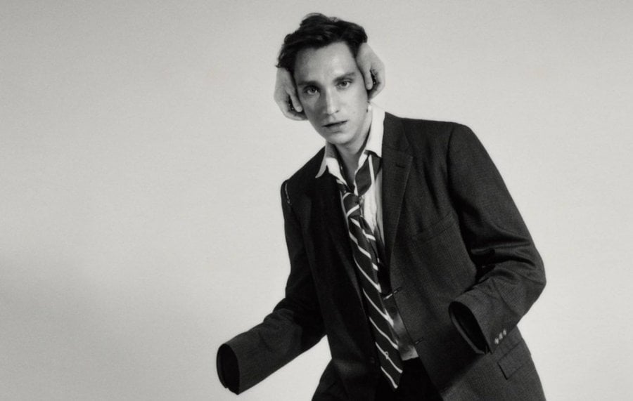 Oliver Sim of The xx releases debut solo single 'Romance With A Memory'