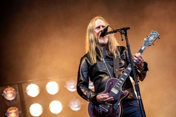The 10 best guitar moments of Alice in Chains member Jerry Cantrell