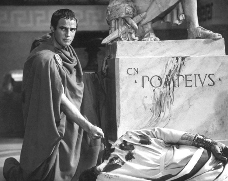 Watch this astounding but forgotten Marlon Brando scene in ‘Julius Caesar’