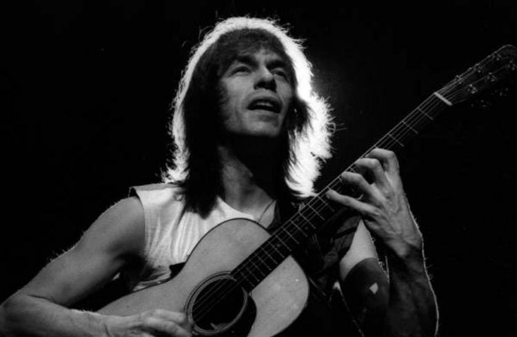 Steve Howe names his three favourite guitar players