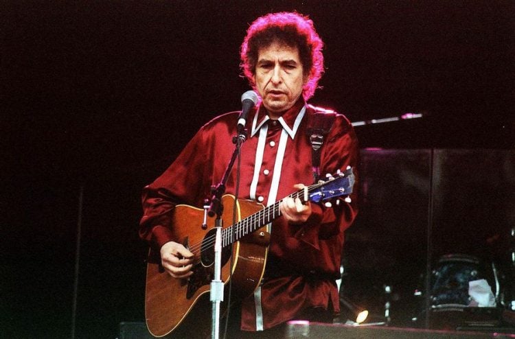 Bod Dylan closes 'Rough And Rowdy Ways' tour with Grateful Dead cover