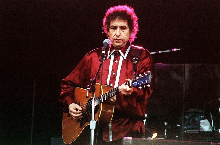 Bod Dylan closes 'Rough And Rowdy Ways' tour with Grateful Dead cover