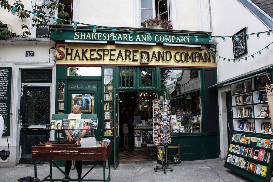 Shakespeare and Company bookstore, Paris