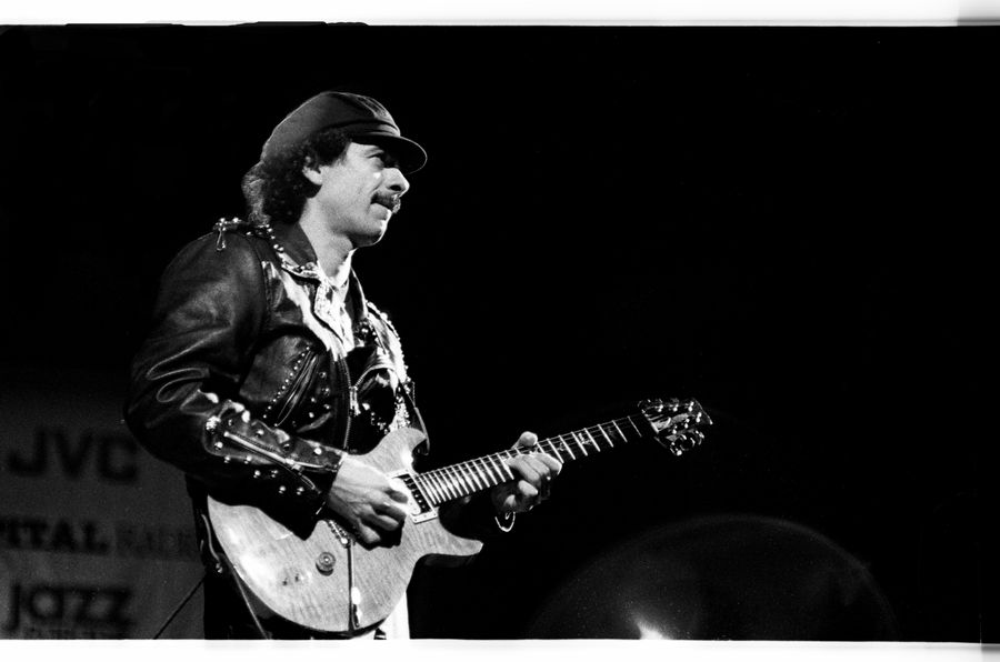 Carlos Santana collapses during live performance