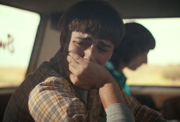 Noah Schnapp confirms that Will is gay and loves Mike in ‘Stranger Things’
