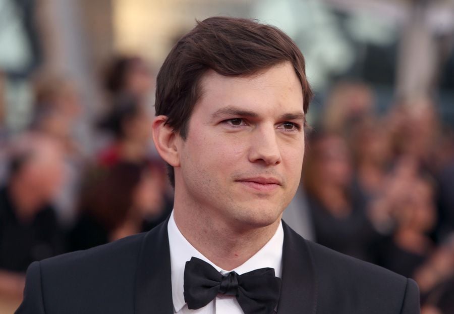 Ashton Kutcher "lucky to be alive" after vasculitis diagnosis
