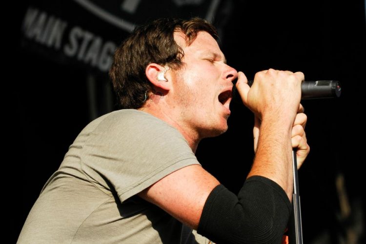 Tom DeLonge hints at Blink-182 return